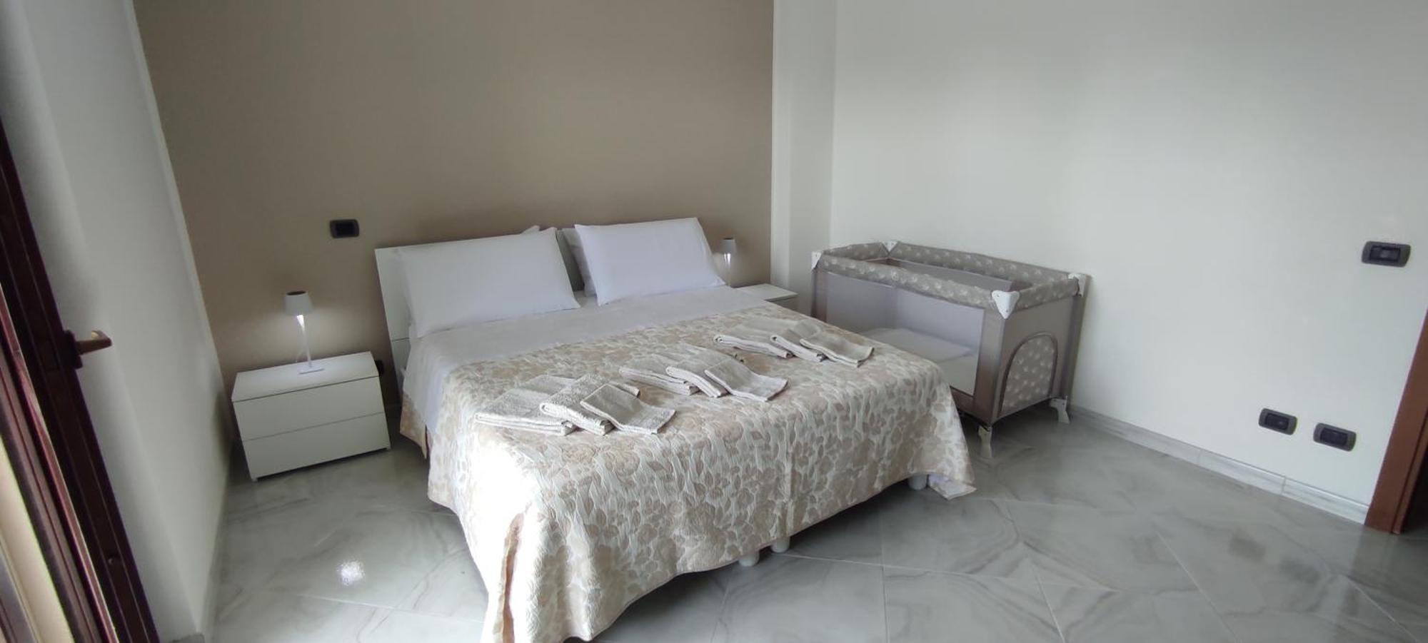A Casa Di Chiara Apartment Лече Екстериор снимка
