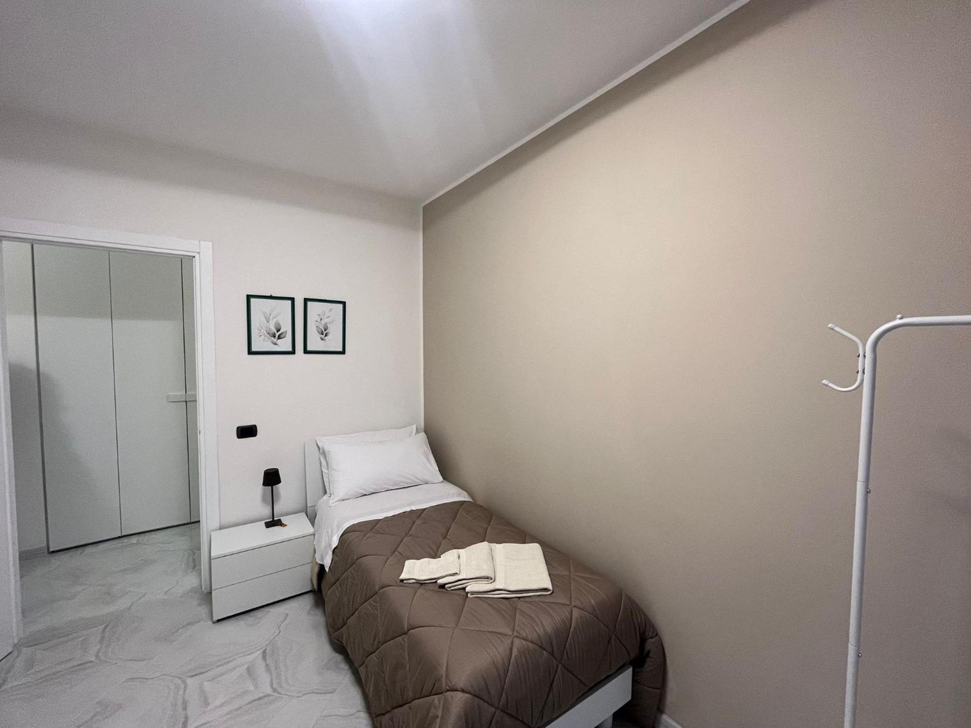 A Casa Di Chiara Apartment Лече Екстериор снимка