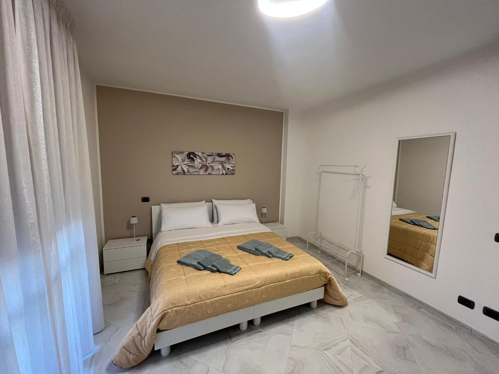 A Casa Di Chiara Apartment Лече Екстериор снимка